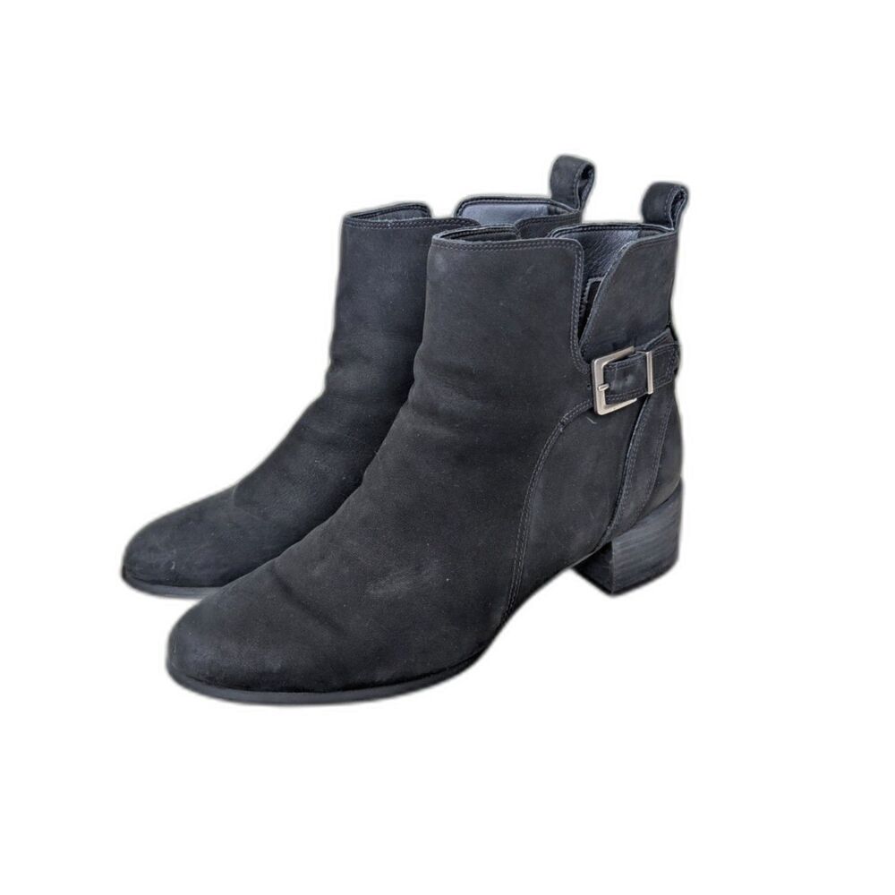Vionic Sienna Waterproof Leather Ankle Heeled Bootie Buckle Detail Sz 11